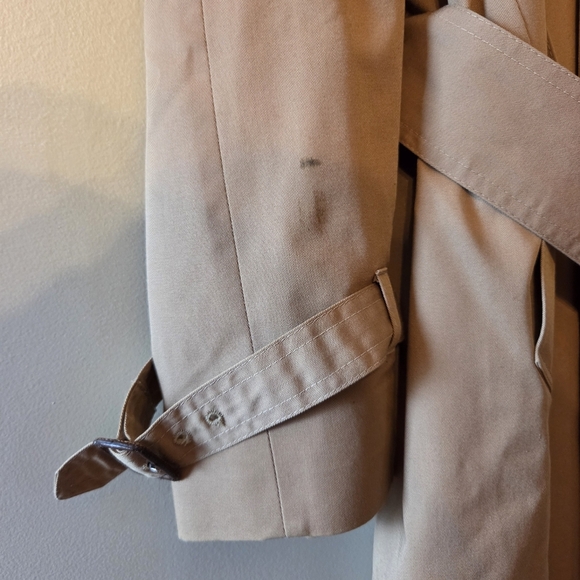 Aquascutum Women's Vintage Water Repellant Trench Coat Camel Made in Canada - Picture 8 of 16